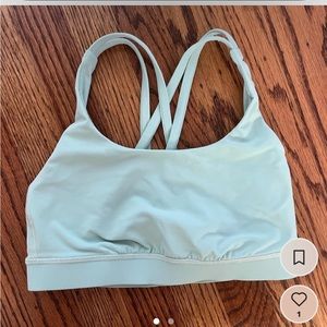 green lululemon sports bra